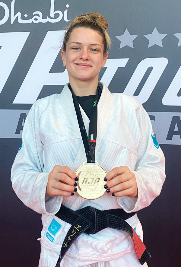 Eliana Carauni - Instructora