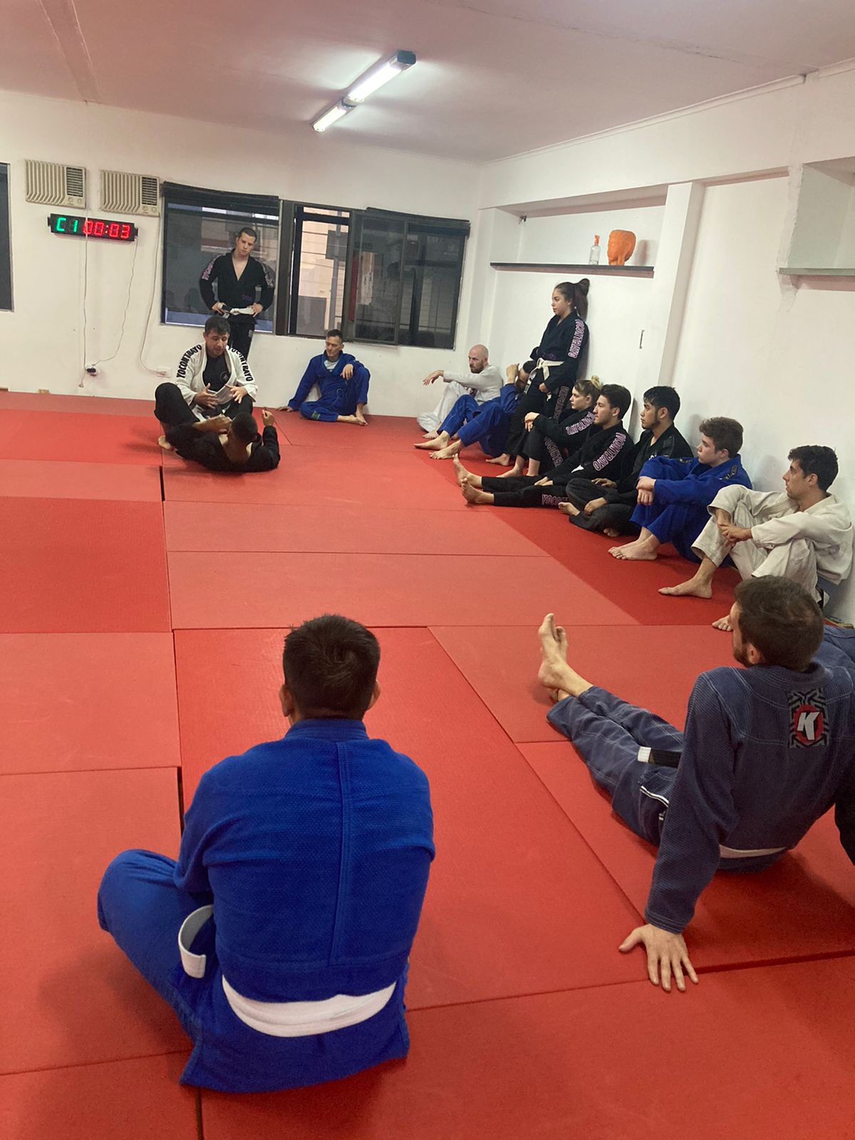 Alumnos del programa Solid Basics para principiantes