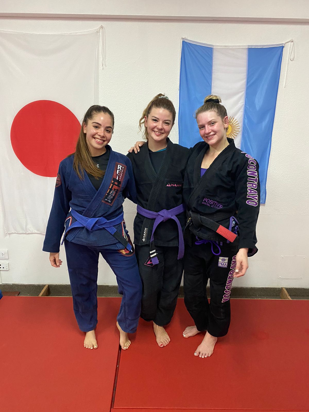 Alumnas de Positive con kimono